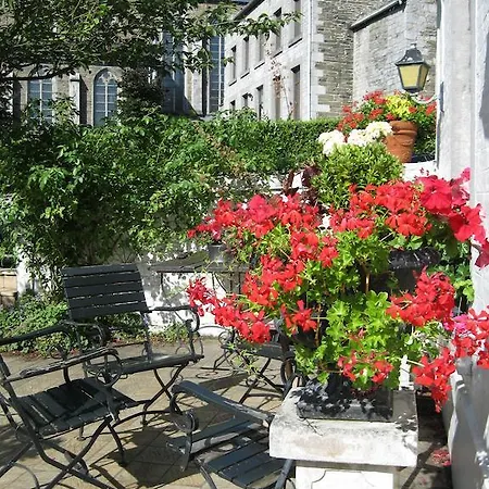 La Bonne Bed & Breakfast *